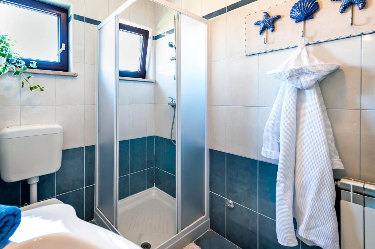 Banko Apartments Ровинь Экстерьер фото